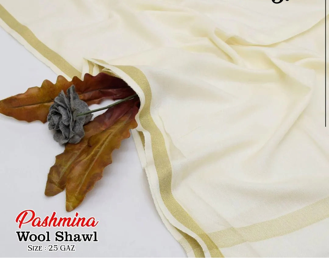 "✨Elegant Off-White Pashmina Wool Shawl – Zari Tilla Detailing for Timeless Charm✨"