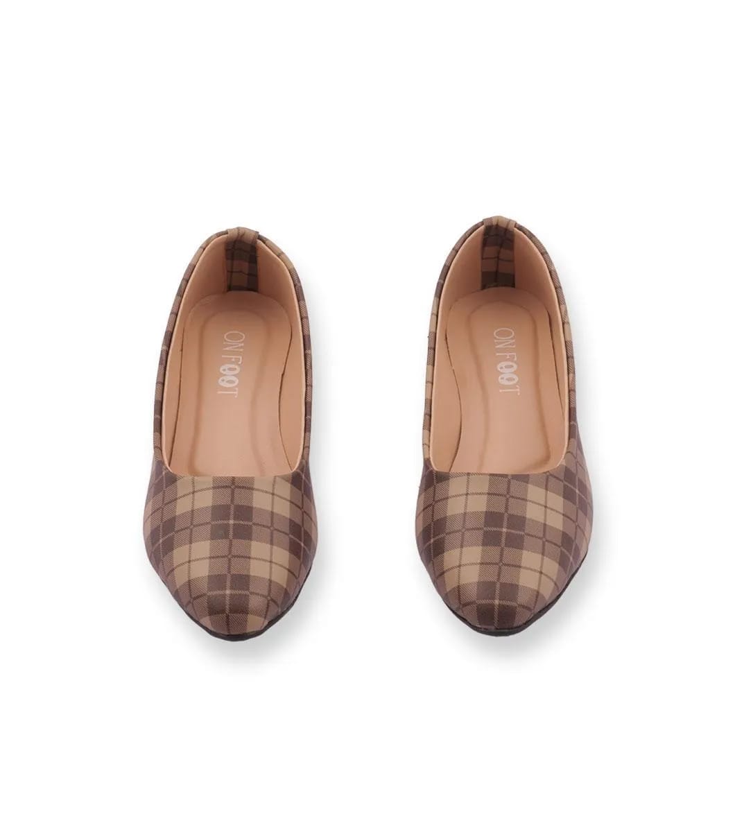 GlamHive™ Brown Printed Pumps – Elegant Design, Perfect Comfort & Everyday Sophistication