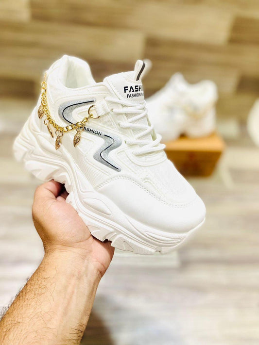 “White Luxe Women’s Joggers – Effortless Chic Meets All-Day Comfort”