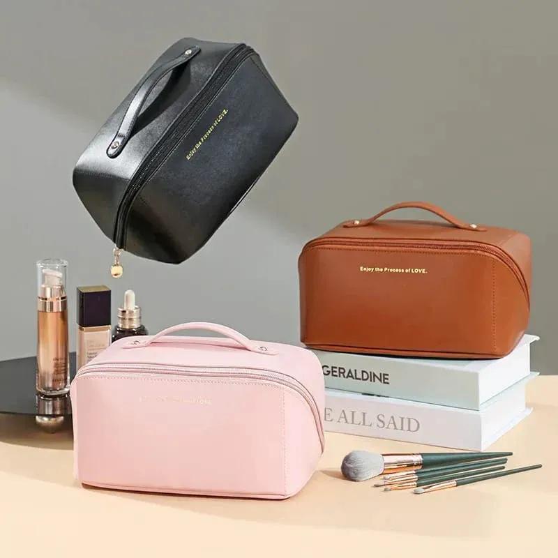 Elegant Leather Makeup Pouch – Stylish, Spacious & Travel-Friendly Organizer