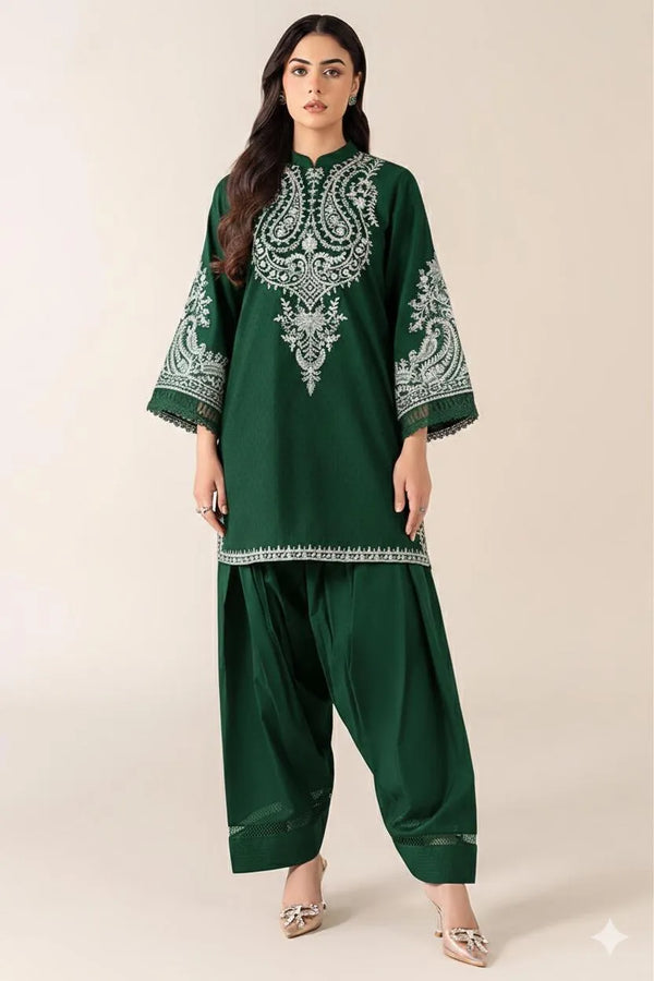 Green Embroidered Lawn Suit – Elegant 2-Piece Set