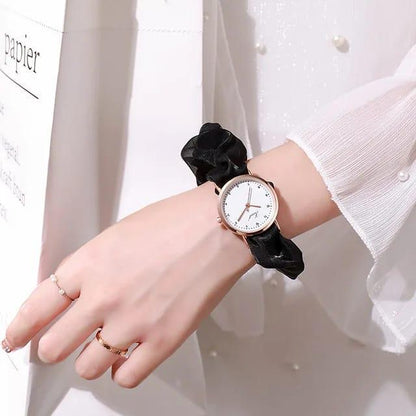 ✨ "Elegant Women’s Bracelet Watch – Stainless Steel Luxury + FREE Delivery"