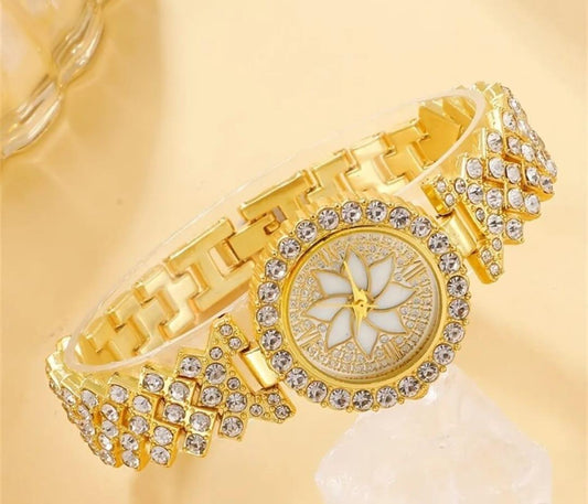 ✨ "50 % OFF Golden Stainless Steel Bracelet Watch – Luxury on Your Wrist + FREE Delivery"