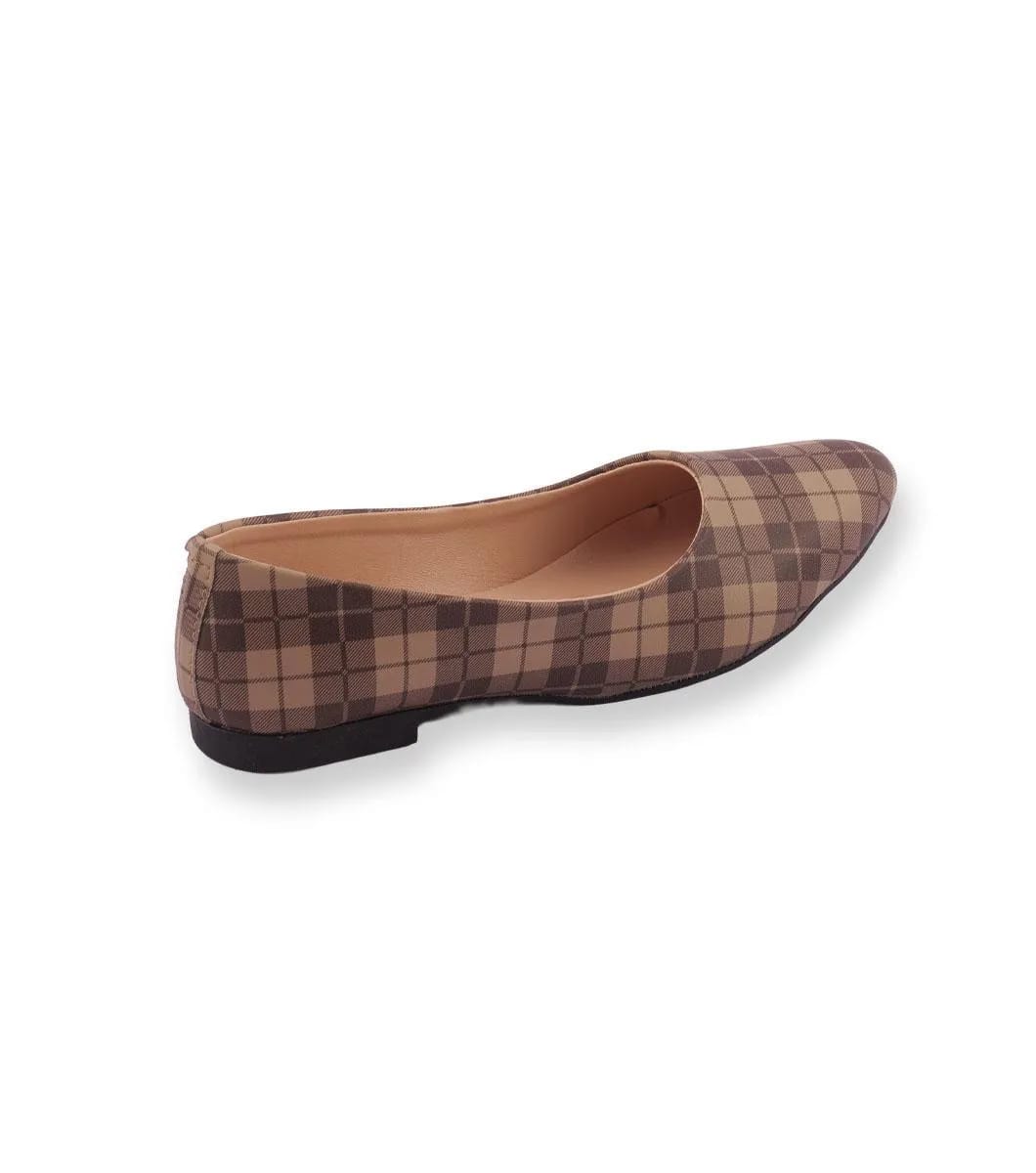 GlamHive™ Brown Printed Pumps – Elegant Design, Perfect Comfort & Everyday Sophistication