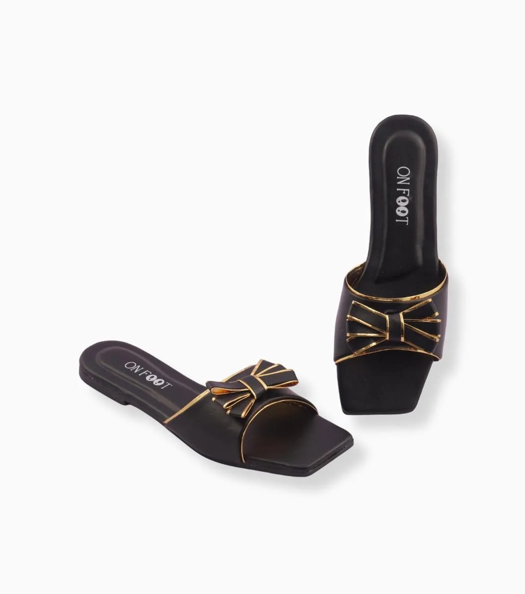 “GlamHivePK™ Classic Black Pumps – Elegant Plain Design for Women 👠 | Free Delivery 🚚”