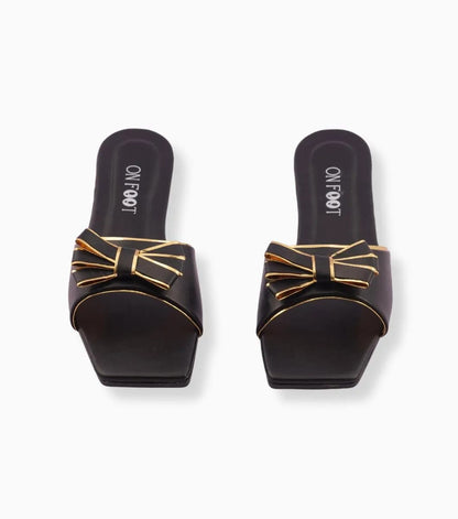 “GlamHivePK™ Classic Black Pumps – Elegant Plain Design for Women 👠 | Free Delivery 🚚”